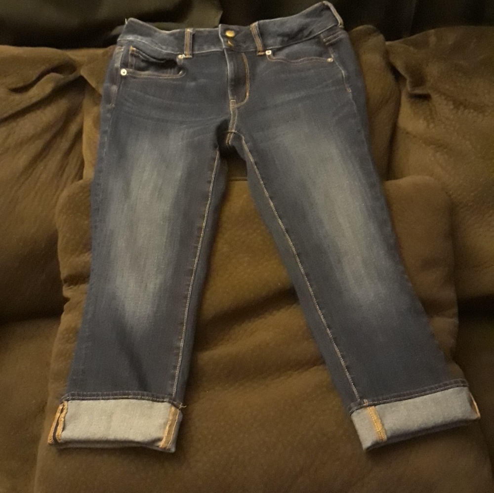 American Eagle artist crop